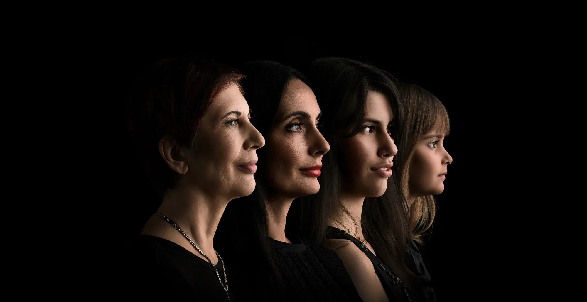 Family portrait session at Noran Shine Studio