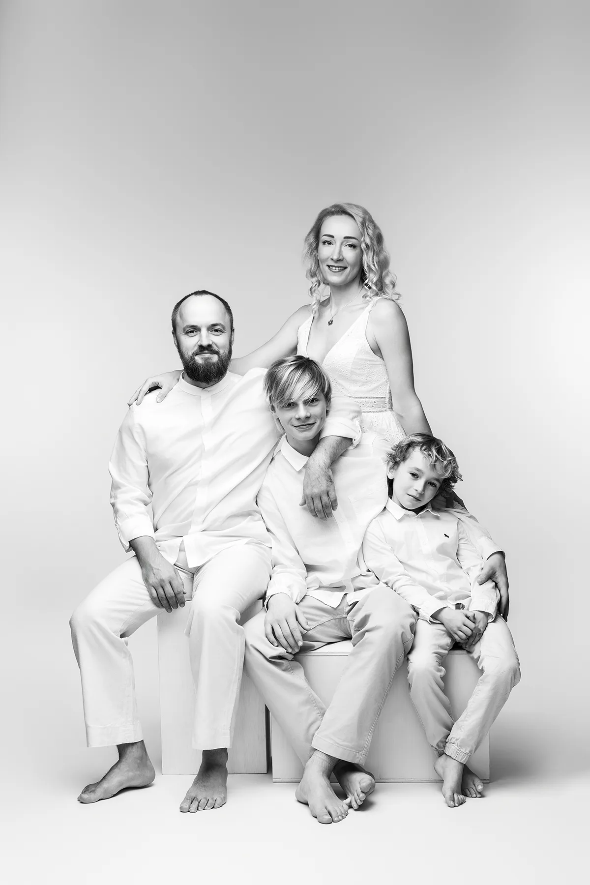 Soft airy family styling